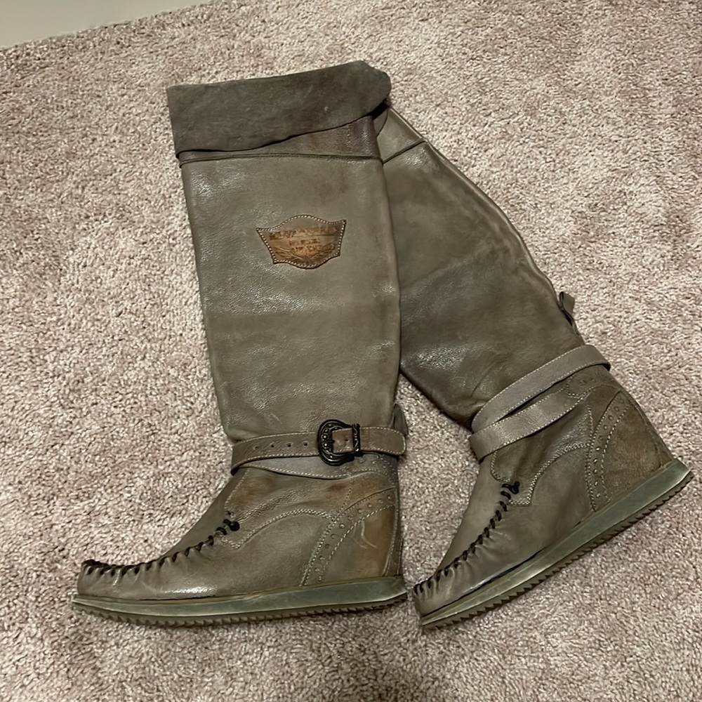 Italian leather handmade boho moccasin boots Cochella festival 7.5 olive green
